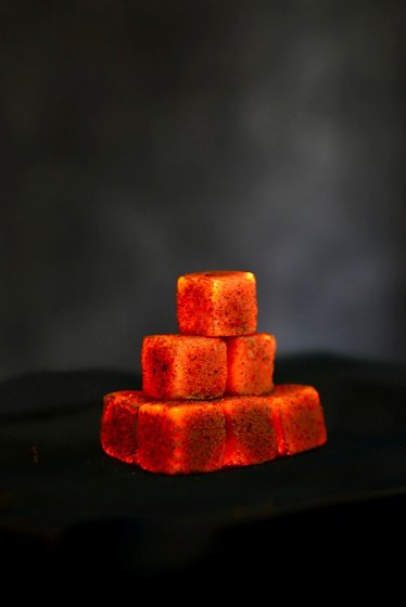 Premium coco charcoal cubes